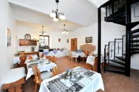 펜션 빌라 쿠네라드 비소케타트리 호텔