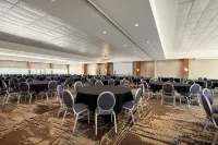 Fort Pontchartrain Detroit, a Wyndham Hotel - Business