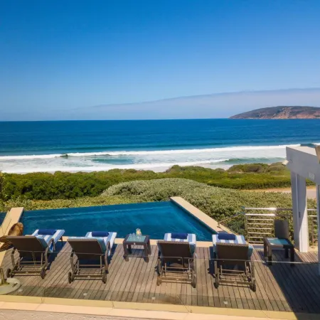 Periwinkle Lodge Guest House