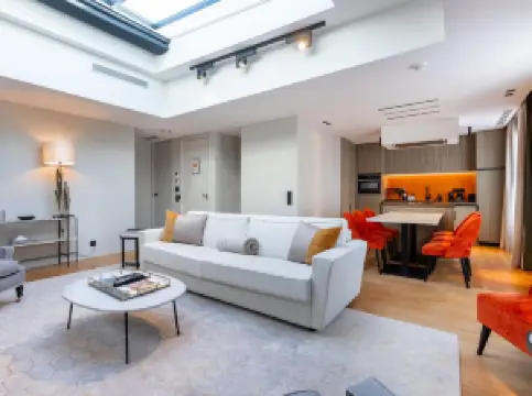 メゾン ボワシエール バーンズ レジデンシズ