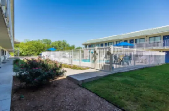 Motel 6-Bellmead, TX - Waco