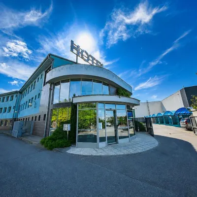 Hotel Vaka Hotels near Villa Tugendhat