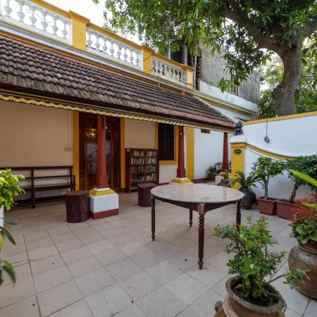 Dumas Guest House