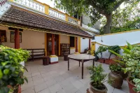 Dumas Guest House - Pensionat