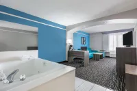 La Quinta Inn & Suites by Wyndham Weatherford Hotels in Weatherford