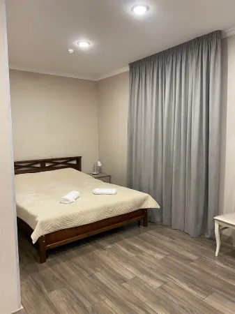 Фидар Отели рядом с достопримечательностью «Северо-Осетинский Республиканский Художественный Музей им. М. Туганова»