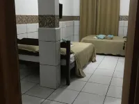 Hospedagem Econômica by Bia Hotel a Penha