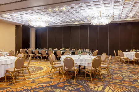 Courtyard Toluca Tollocan Отели рядом с Аэропорт Толука