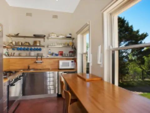 St Raphael Hotels in Leura