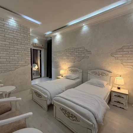 Ideal Hotel