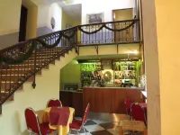 Hotel Columbia - Quầy bar