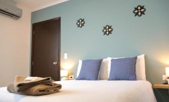 Park View Hostel&Suites