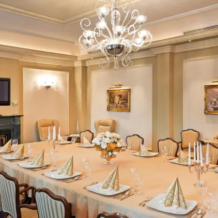 Hotel Stefanik Отели в г. Миява