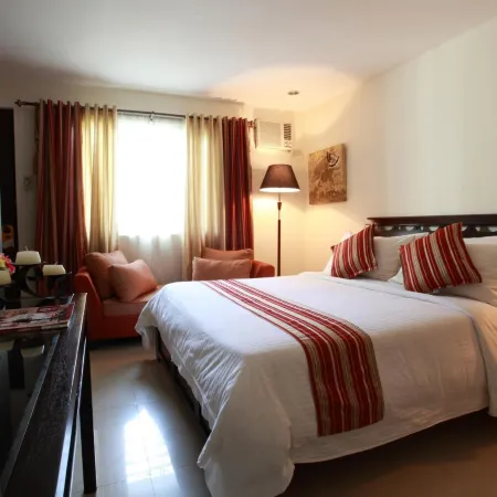 The Suites at Calle Nueva