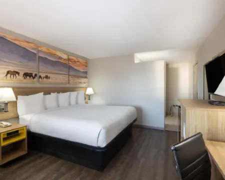 Days Inn by Wyndham Roswell Hotels in Roswell