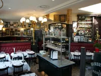 Hôtel Mercure Vannes le Port バンヌのホテル