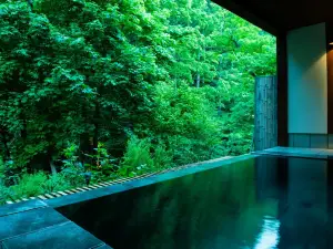 扉溫泉明神館