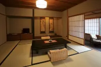 Yoyokaku Hotel a 