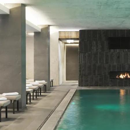 ElisabethHotel Premium Private Retreat- Adults Only
