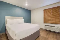 WoodSpring Suites Houston la Porte
