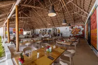 The Loop Beach Resort- Adults Only - breakfast