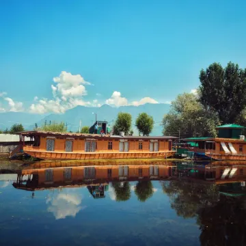 Dilshad Houseboats Hotels in 