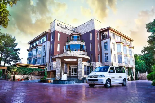 Grand M Hotel - スパ