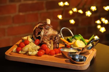 Cobb & Co Court Boutique Hotel