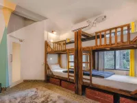 Zostel Bangalore- Indiranagar Hotels near RMZ إنفينيتي