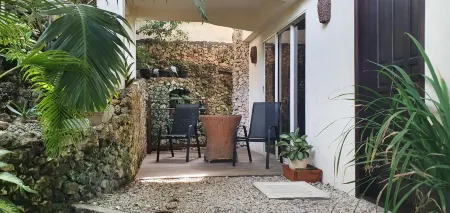 Angelina Beach Resort & Italian Restaurant Malapascua Отели рядом с достопримечательностью «Логон Бич»