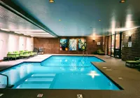 Radisson Hotel Corning - Pools