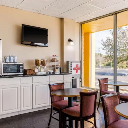 Econo Lodge