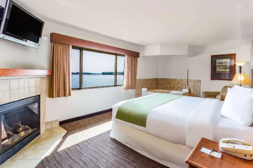 AmericInn by Wyndham Fort Pierre Conference Center Hotels in Pierre