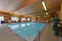 Best Western Plus Rama Inn Hotels in Redmond