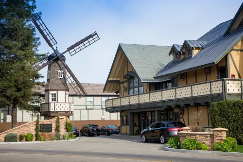 Kronborg Inn Hotels in Solvang