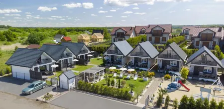 Sunny Baltic Отели рядом с достопримечательностью «Nalu Glamping»