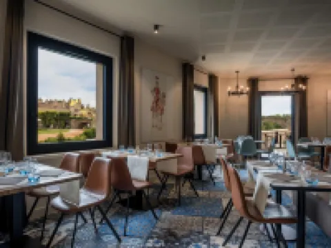 เทลล์ โซเวล ลู ชูวาลีเย โรงแรมในจังหวัดโอด