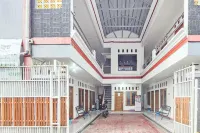 RedDoorz Syariah Near Citimall Sukabumi - Pysäköinti