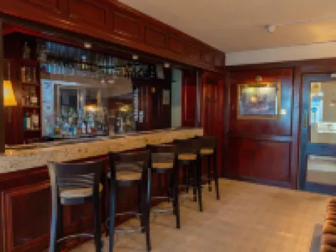 The Falcon Hotel Hotels in Farnborough