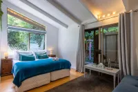 Ora Retreat - Beach