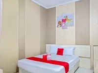 RedDoorz near Adisucipto Airport 3 - parkir