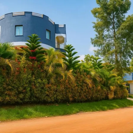 Noaz Hotel