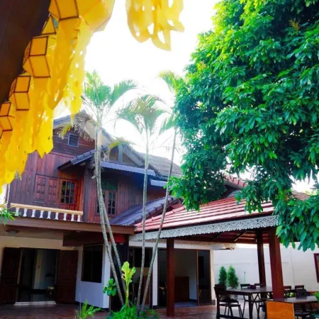 PunYin Hotel