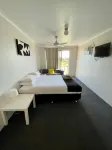 Geraldton's Ocean West Holiday Units & Short Stay Accommodation - Wifi