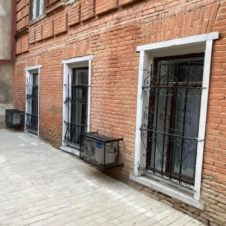 Cultural Crossing Hotel