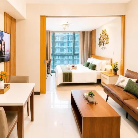 Uptown Bonifacio Global City