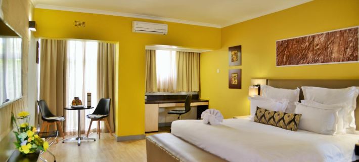 Cresta Oasis Hotel โรงแรมในฮาราเร