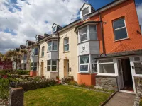 Breakwater Hostel Hotels in Newquay