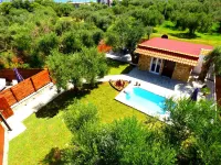 Salonikiou Beach Apartments & Villas - Private Pool