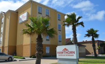 Hawthorn Extended Stay by Wyndham Corpus Christi Padre Is